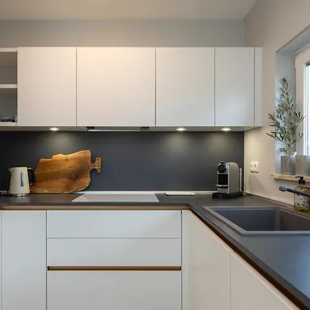 Rina - 3 Bedroom With Private Pool *