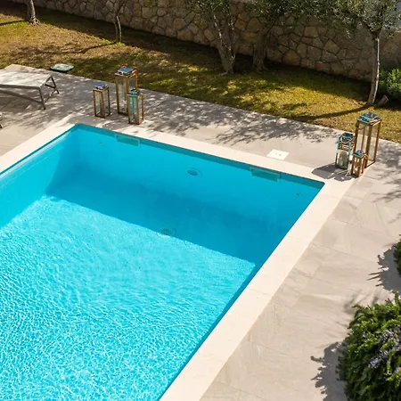 Rina - 3 Bedroom With Private Pool Krk Town