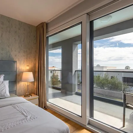 Rina - 3 Bedroom With Private Pool